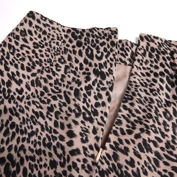 ✨1 LEFT 🆕 Silky leopard midi skirt 🐆 - Picture 6 of 8